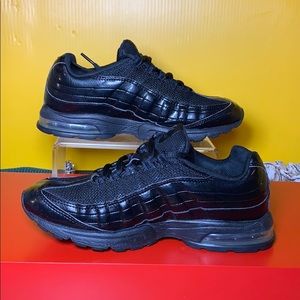 nike 95 size 7